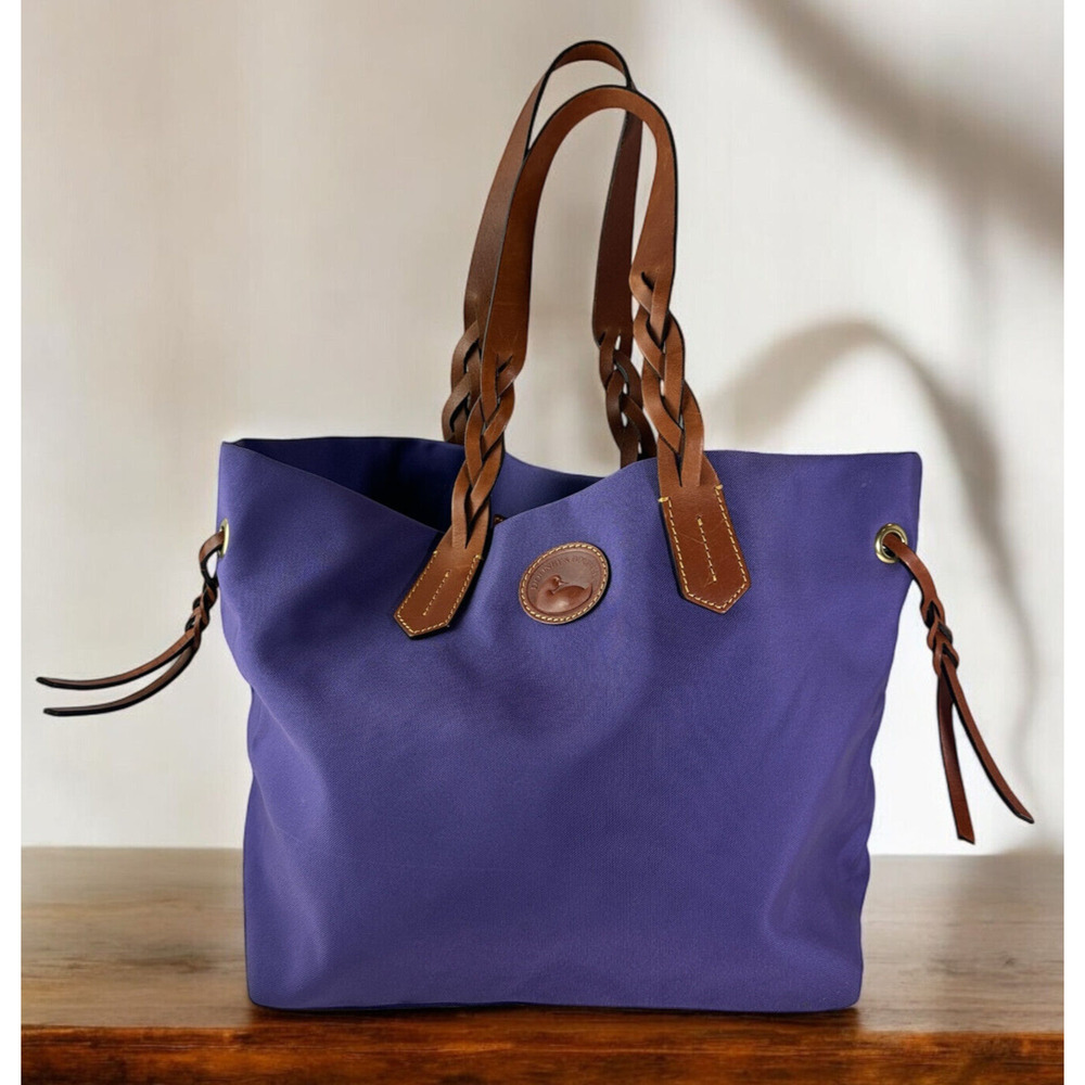 Dooney & Bourke Nylon Shopper Tote Bag Purple HTF Rare Color Large Shoulder Bag - Picture 1 of 15